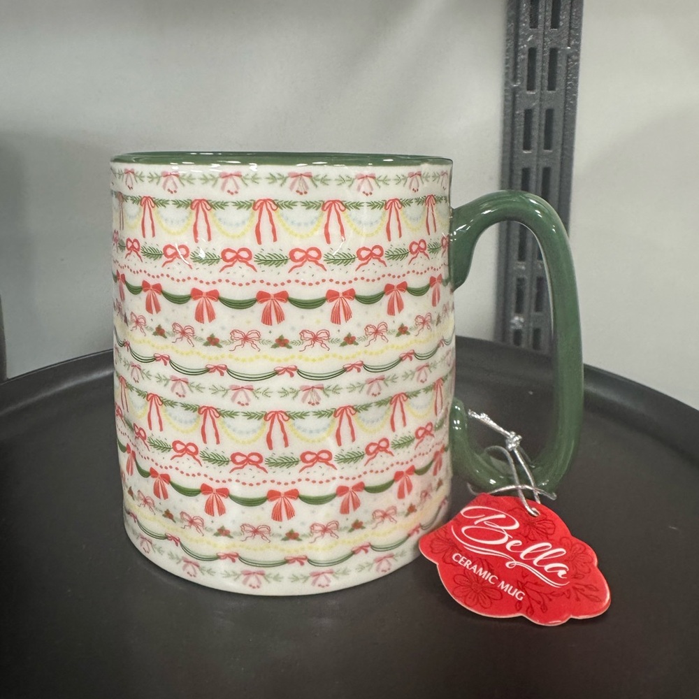 Bella Festive Green and Red Ceramic Mug